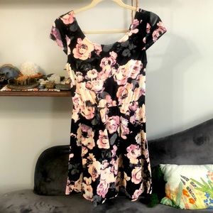 Velvety floral dress